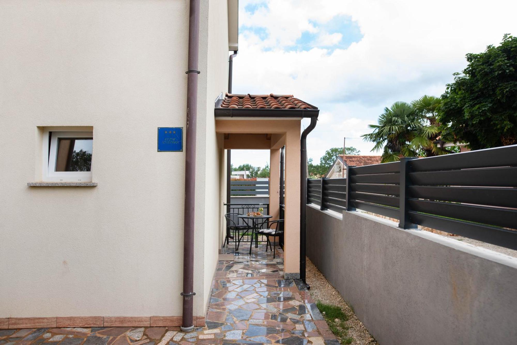 Apartment Porec Anita Екстер'єр фото